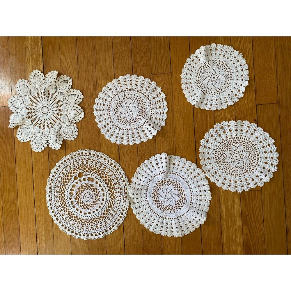6pc Embroidered Doilies